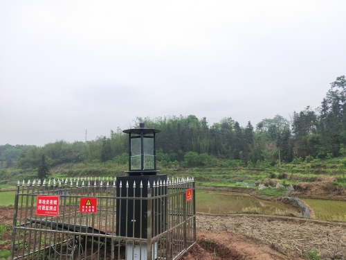 蟲(chóng)情測(cè)報(bào)儀怎么清理垃圾