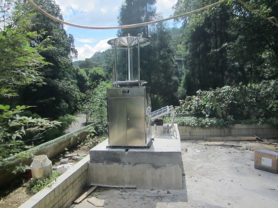 自動(dòng)蟲情測(cè)報(bào)燈