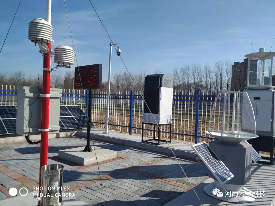 云飛科技在農(nóng)科院示范基地建設(shè)的病蟲害觀測(cè)站