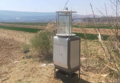 遠(yuǎn)程拍照式蟲(chóng)情測(cè)報(bào)燈保產(chǎn)保質(zhì)，開(kāi)展小麥高效