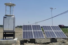 太陽(yáng)能自動(dòng)蟲情測(cè)報(bào)燈能夠幫助實(shí)現(xiàn)葡萄園的綠